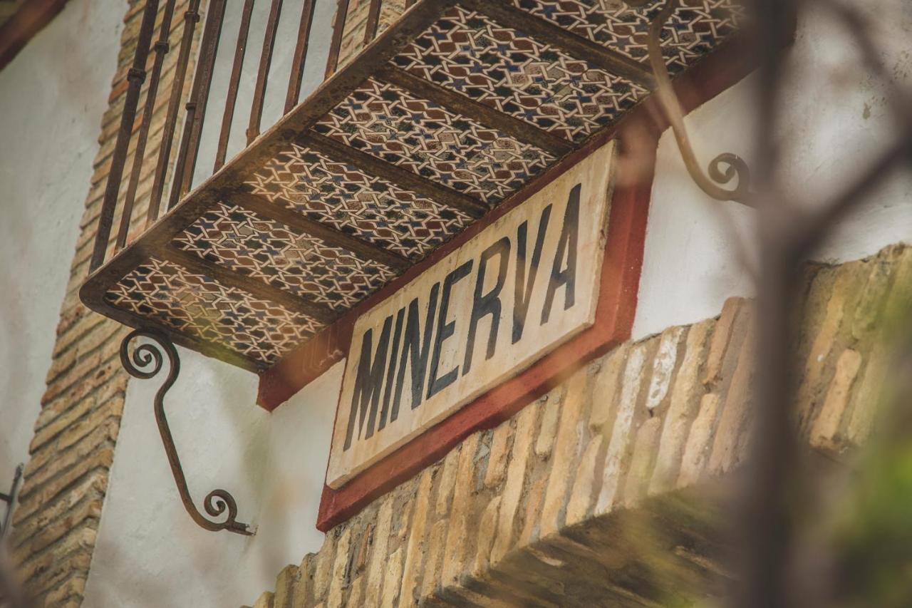 Hacienda Minerva Hotel ซูฮีโรส ภายนอก รูปภาพ